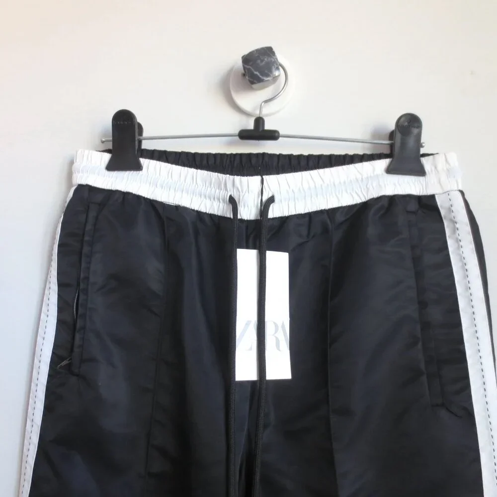 NWT ZARA SIDE STRIPE NYLON JOGGING PANTS BLACK 4319/419 - Picture 3 of 7
